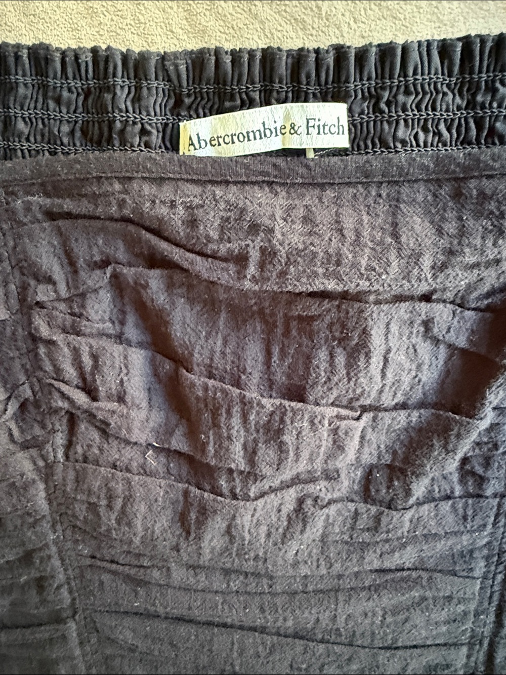 Abercrombie & Fitch Black Textured Puff Sleeve Short Sleeve Top - Picture 2 of 3